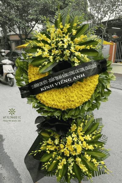 Hoa viếng đám tang Quận Tân Bình